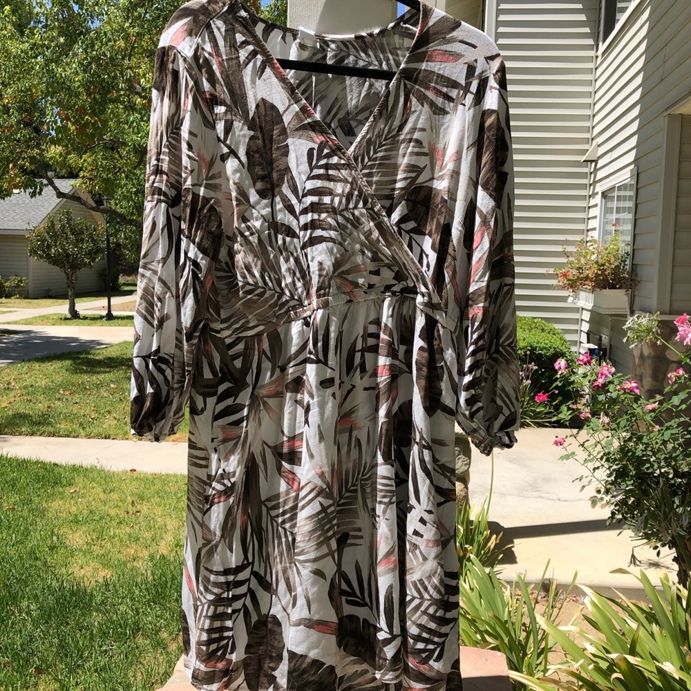 Old Navy tropical vibes dress